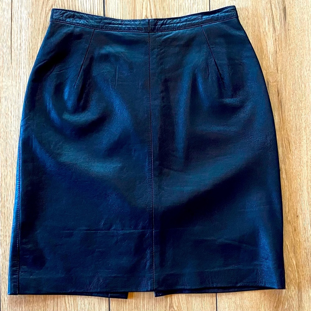 Italian Leather 1984 Black Mid Length Skirt Size 10 Imported Like New